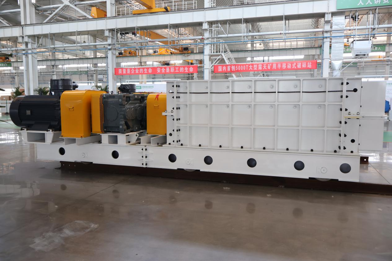 齿辊分级式破碎机